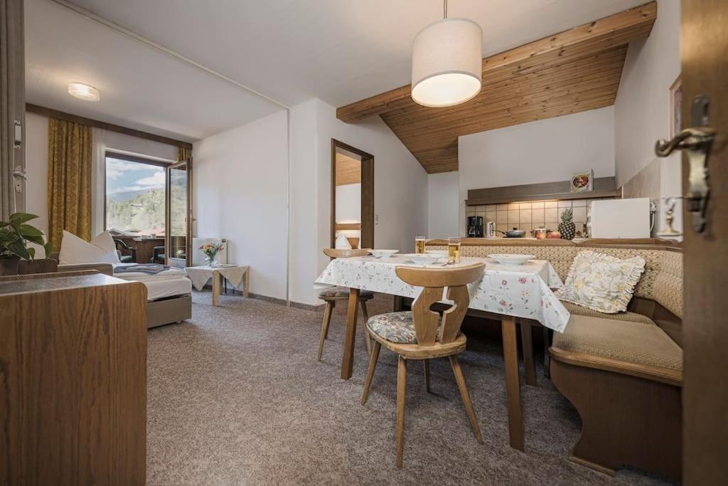 Alpenrose Apartment Ramsau im Zillertal Ngoại thất bức ảnh